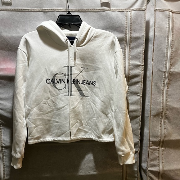 NWOT Calvin Klein Jeans sweatshirt with hoodie - Picture 1 of 9